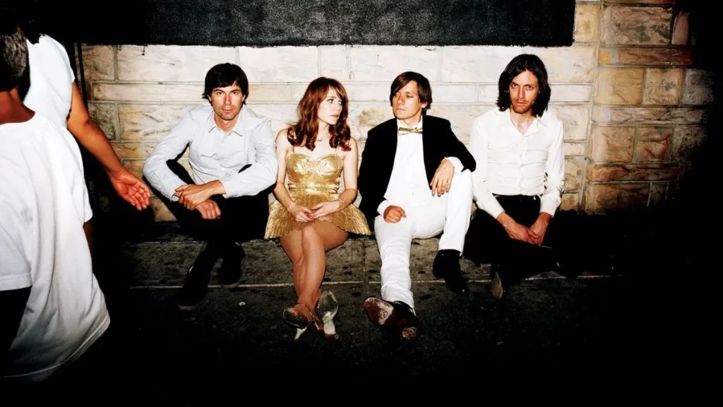 Rilo Kiley và sự trở lại đặc biệt với tour tái hợp và Album Greatest Hits